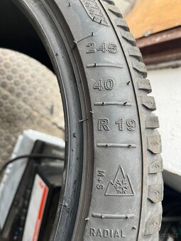 Kleber Krisalp 245/40 R19 98 V XL Zimní - 3