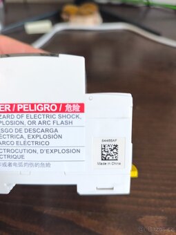 Digitálny elektromer Schneider IEM3255 s MODBUS - 3