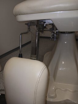 Pedikérské křeslo - 3