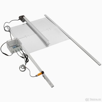 Automatická dvířka do kurníku - set s ovladači, senzory - 3