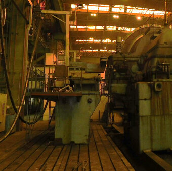 Soustruhy - hrotové SIU 700 - 3