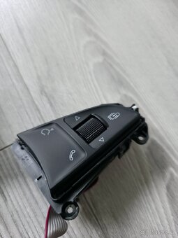 Multifunkční tlačítka Škoda 5E0919719A - 3