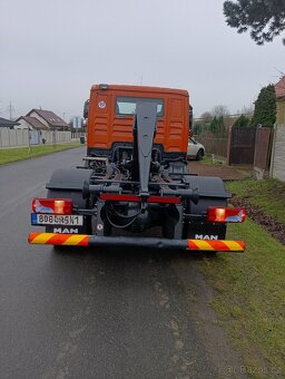 Hákový nosič kontejnerů Man TGL 10.180 - 3