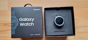 Chytré hodinky Samsung Galaxy Watch 42mm Bluetooth® SM-R810 - 3