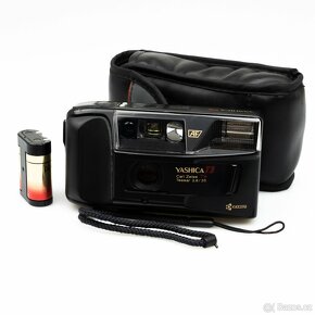 Yashica T3 2.8/35mm - kinofilmový kompakt - 3