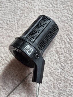 ROCK SHOX TwistLoc - 3