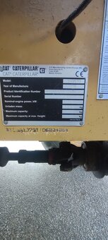 Prodám manipulátor Caterpillar TH 357 D - 3