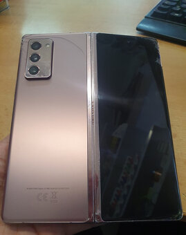 Samsung Galaxy Fold 2 - 3