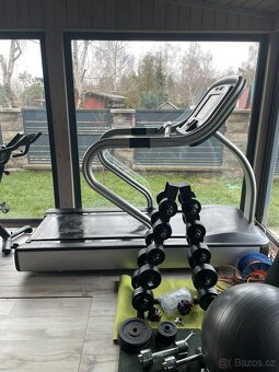 Profi běžící pás STAR TRAC - 3