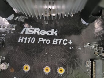 Mining set – ASRock H110 Pro BTC+, risery a PCIe riser kabel - 3