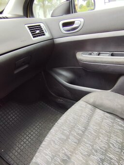 Prodám peugeot 307 r.v.2007, 2.0 benzín - 3