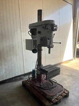 Sloupová vrtačka VS32B - 3