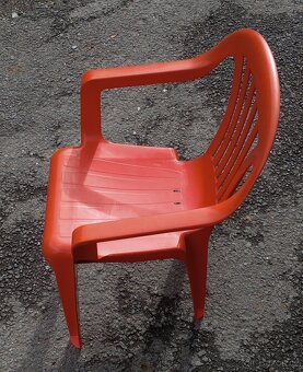 Dětská plastová židle - 3