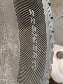 225/65/17 zimní - 3