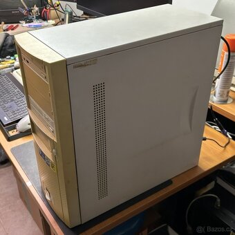Retro PC AMD K6-2 @350MHz, 128MB RAM, Win 98SE - 3