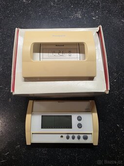 Termostat - HONEYWELL týdenní CM507 - 3