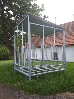 Čtvercové příkrmiště - 3
