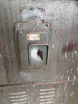 Dvoukotoučova bruska strojní - 3