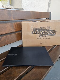 Asus Vivobook 17" - 3