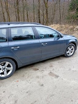 Díly na VW Passat b7, variant, 1.6 tdi, 77 kW - 3
