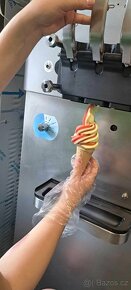 Zmrzlinový stroj Smach - 3