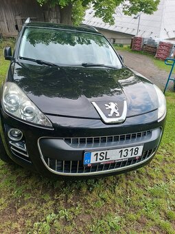 Peugeot 4007 - 3