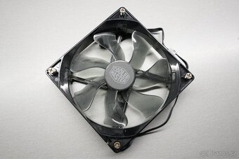 Arctic P12 ARGB a CoolerMaster Sickleflow - 3