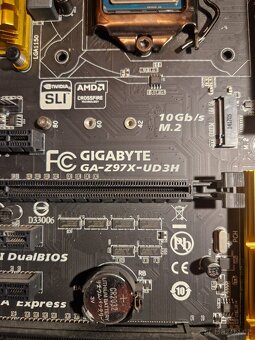 Základní deska GIGABYTE GA-Z97X-UD3H + Intel Core i5 4460S a - 3