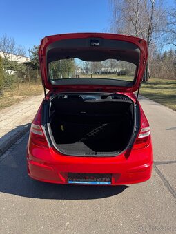 Hyundai I 30 1,4 i 16 V - 3