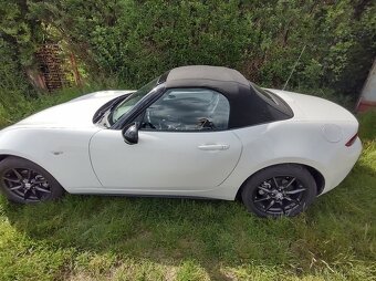 Prodám vozidlo Mazda MX 5 SKYACTIV - 3