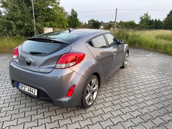 Hyundai veloster - 3