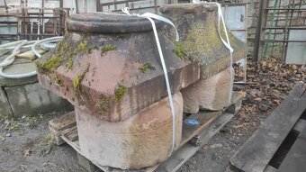 Staré kamenné sloupy, pískovcové sloupy, 4x pilíře - 3