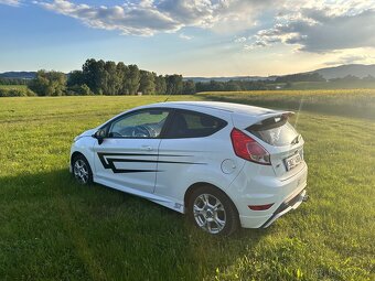 Ford fiesta - 3