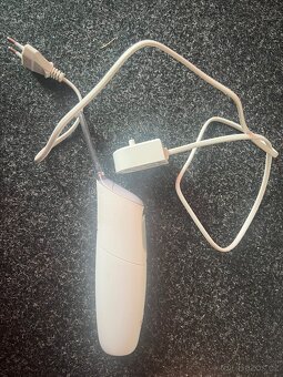 Zubni sprcha philips sonicare HX8340 - 3