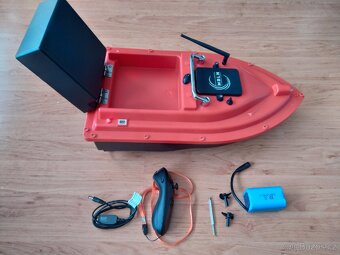 Rybářská loďka bez GPS - 3