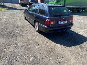BMW E39 540i - 3