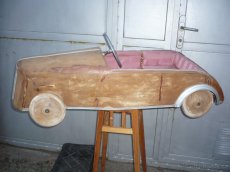 Starožitné dřevěné autíčko Art Deco z 20-tých let - 3