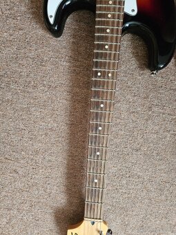 Fender Squier Stratocaster + obal - 3