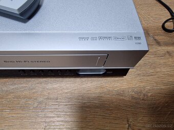 Combo Lg V280 ,videorekordér, dvd přehrávač - 3