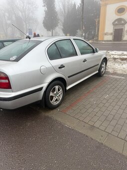 Prodám auto octavia - 3