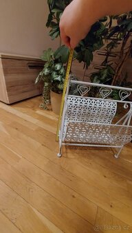 Stojánek na časopisy - 3