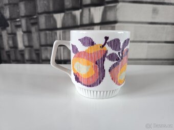 Retro hrnek "C" - Dubí, ČSSR - 3