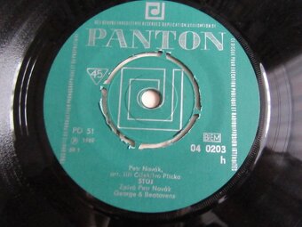 SP Petr Novák a G+B - Stůj - 3