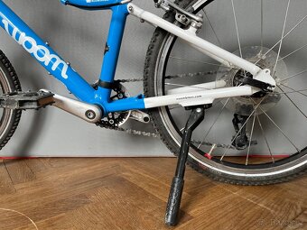 Woom 4 modra, vyborny stav - 3