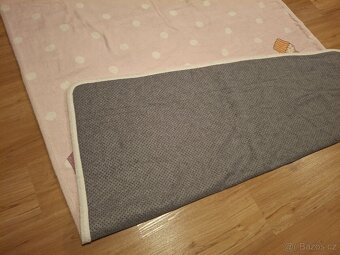 Prodam detsky koberec SWEETS - 3