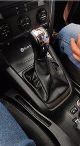Nová řadící páka pro Škoda Octavia 2 Rok výroby 2004 až 201 - 3