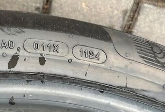 1ks rezerva Michelin Primacy 4, 235 45 20 - 3