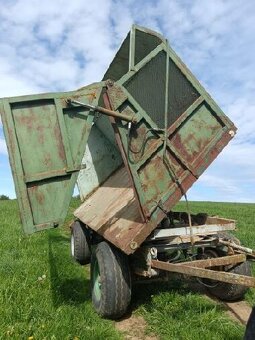 Prodám IFA vlek za traktor bez SPZ. - 3