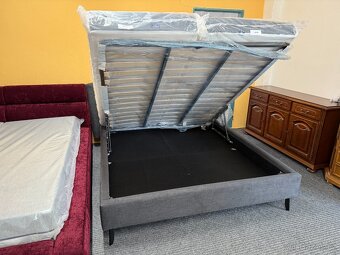 Manželská postel s úložným prostorem - NEPOUŽITÁ - 3