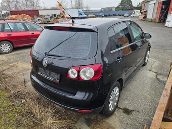 Golf Plus 1,6i 85kW r.v.2006 5 dveří - 3